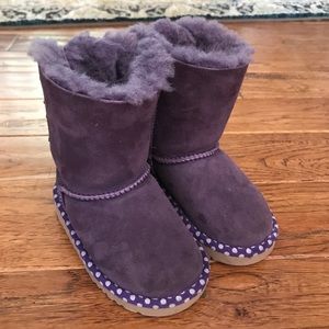 Ugg toddler girl boots, size 7, gently used
